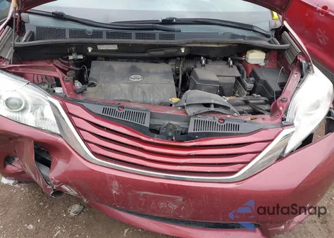 2015 Toyota Sienna Le 8 Passenger from USA, damaged, VIN 5TDKK3DC2FS571486